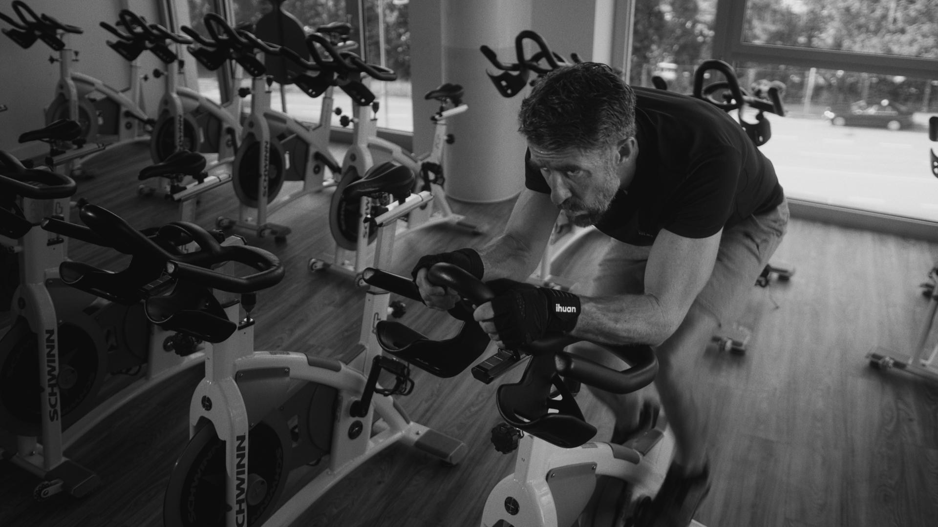 puls fit & wellnessclub Stuttgart × Nobbe – Imagefilm von Luca Mann Films